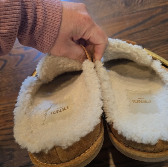 FENDI Feel FF Shearling  Buckled Sabots Mules Slides Flat Clog Sandals - Picture 6 of 8